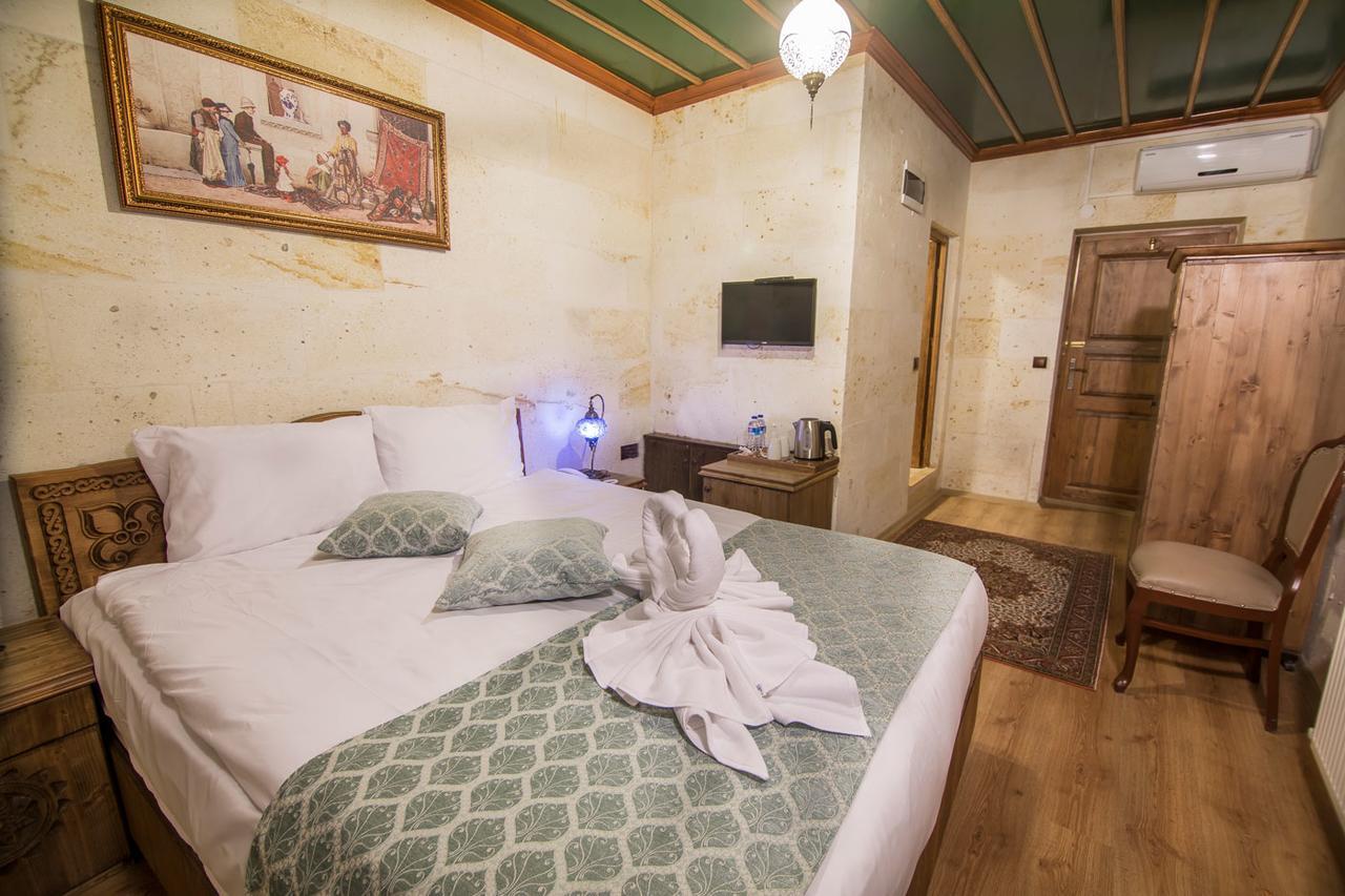 Cappadocia Ozbek Stone House Hotel Göreme Exterior photo