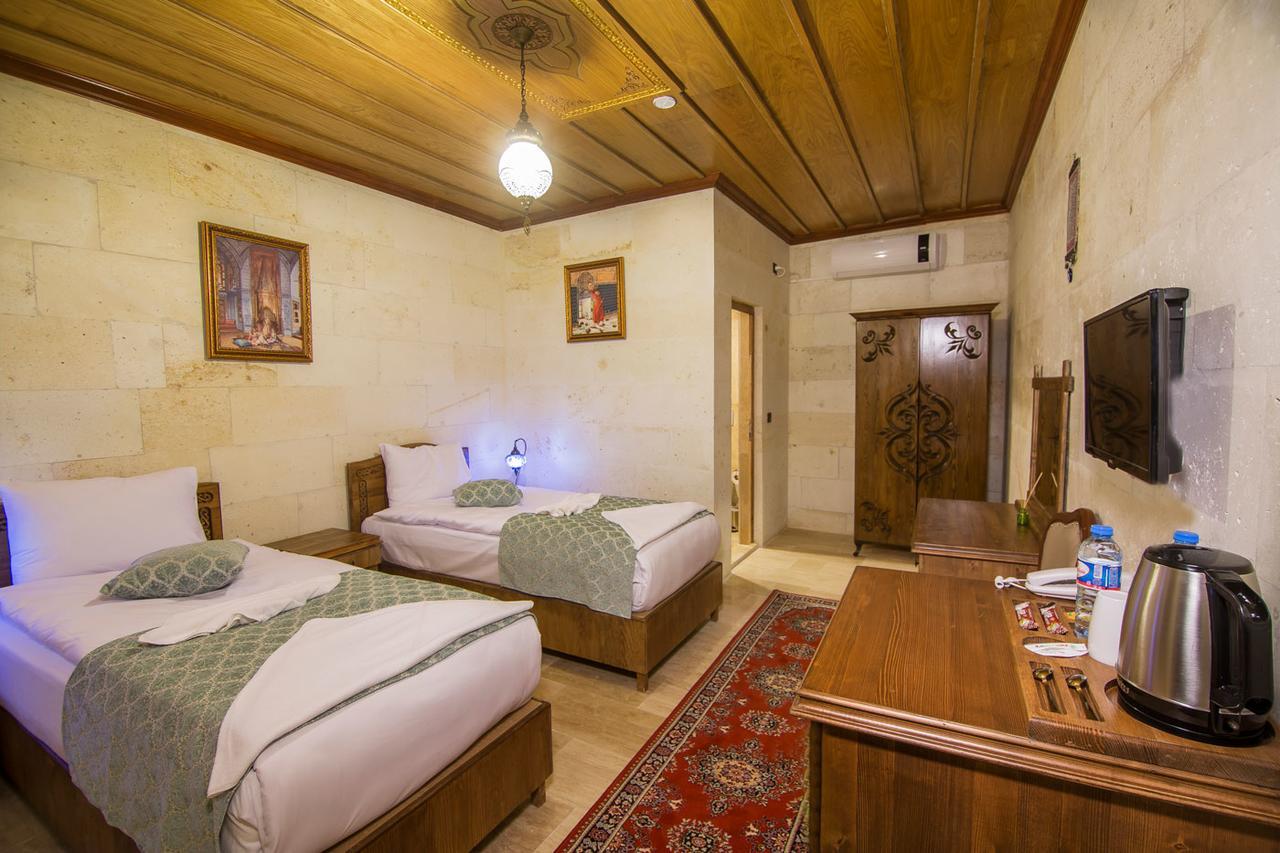 Cappadocia Ozbek Stone House Hotel Göreme Exterior photo