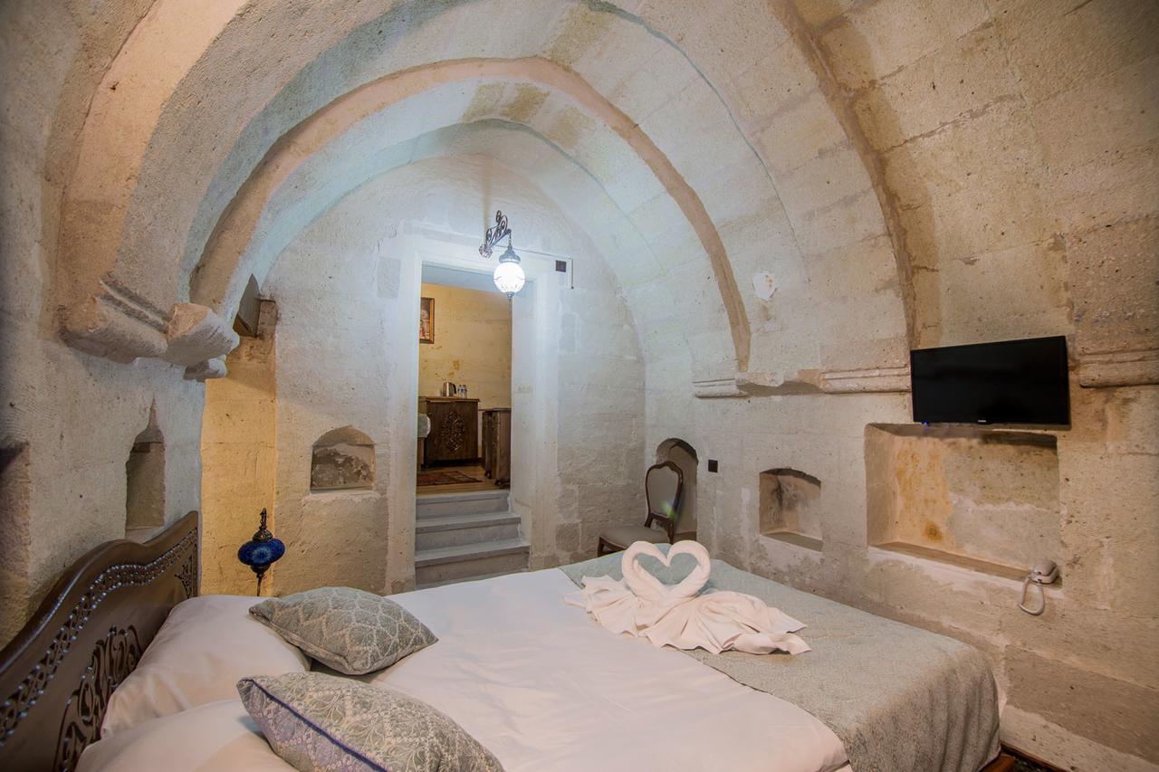 Cappadocia Ozbek Stone House Hotel Göreme Exterior photo