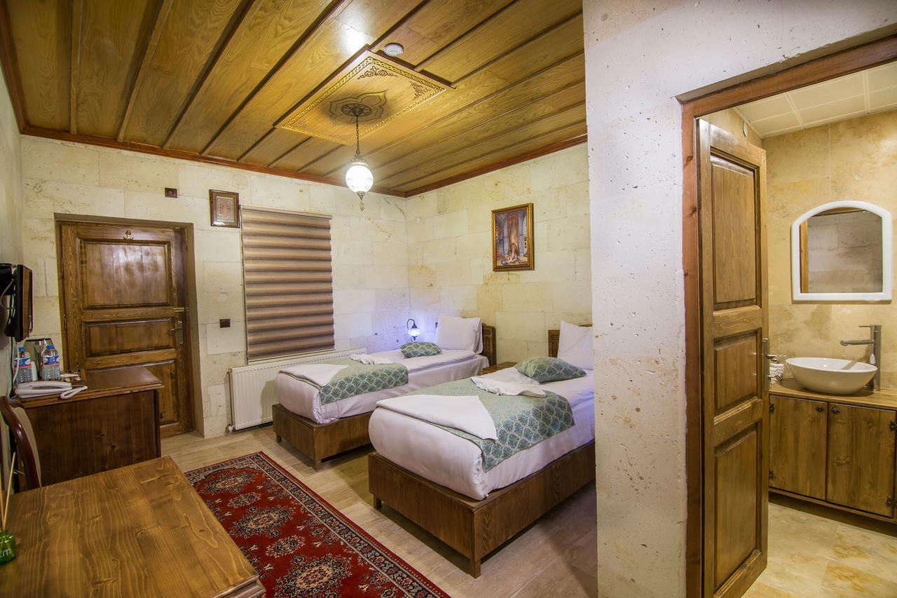 Cappadocia Ozbek Stone House Hotel Göreme Exterior photo