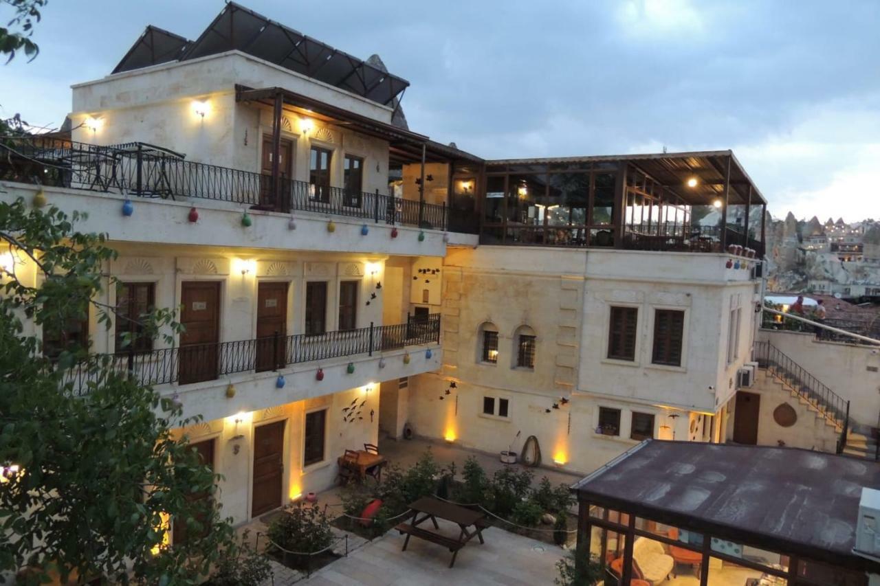 Cappadocia Ozbek Stone House Hotel Göreme Exterior photo