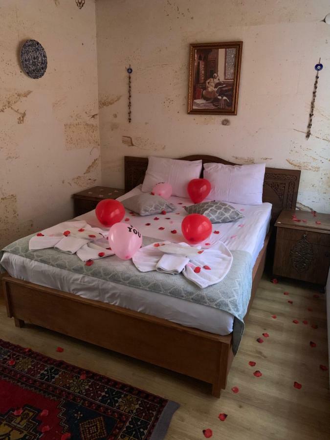 Cappadocia Ozbek Stone House Hotel Göreme Exterior photo